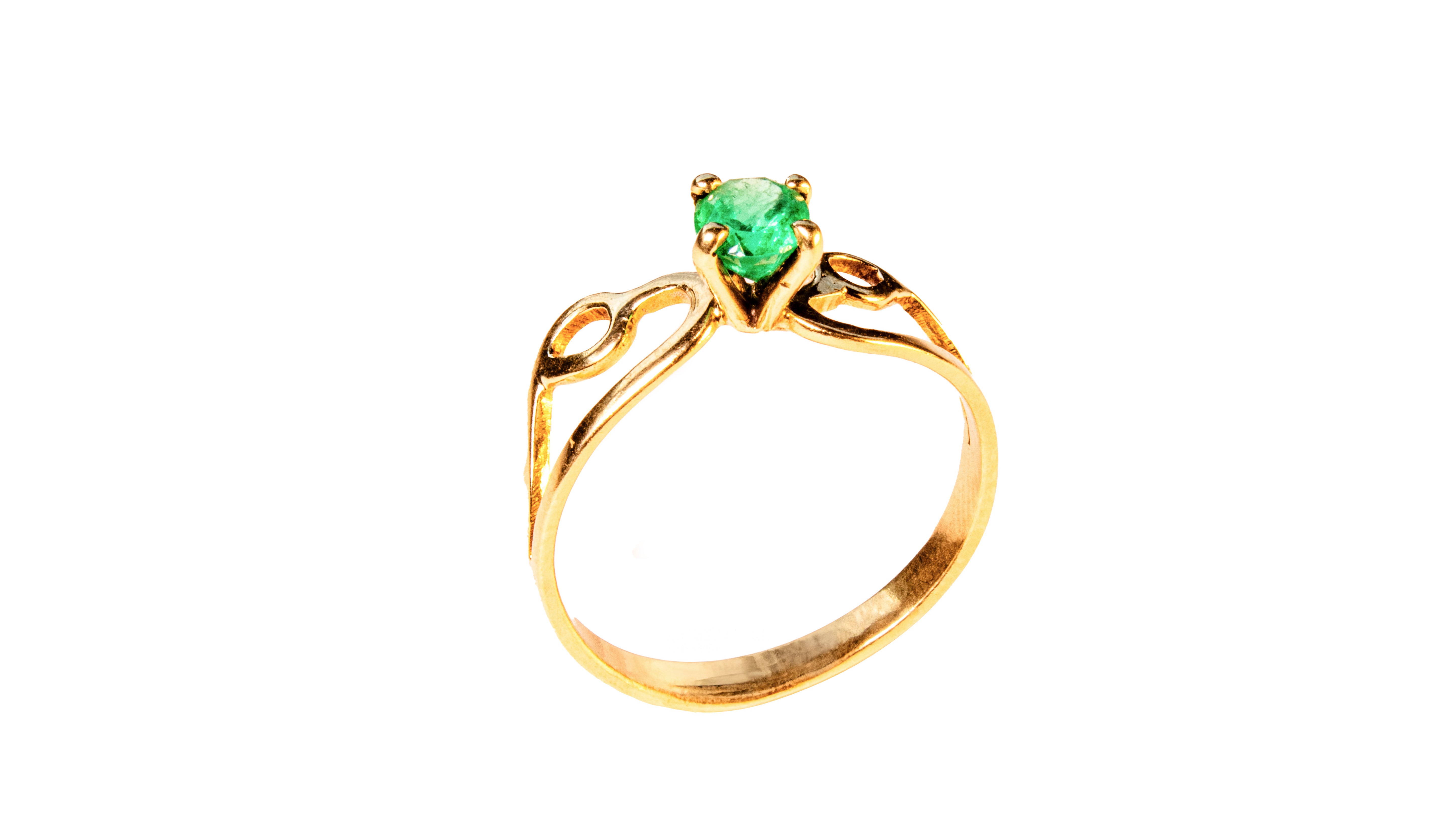 Encanto de Oro y Esmeralda