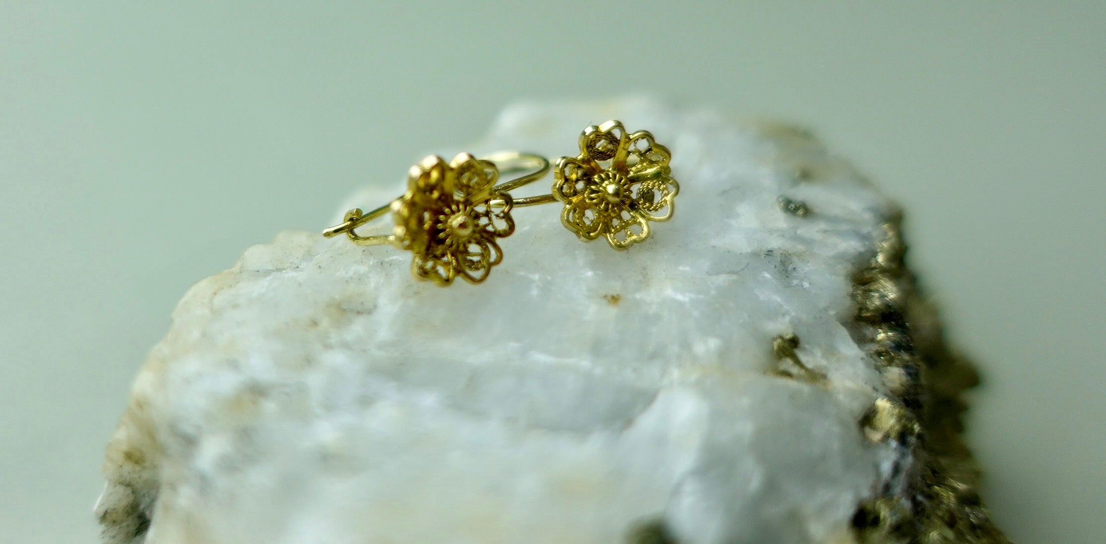 Flores Filigrana de Oro Amarillo