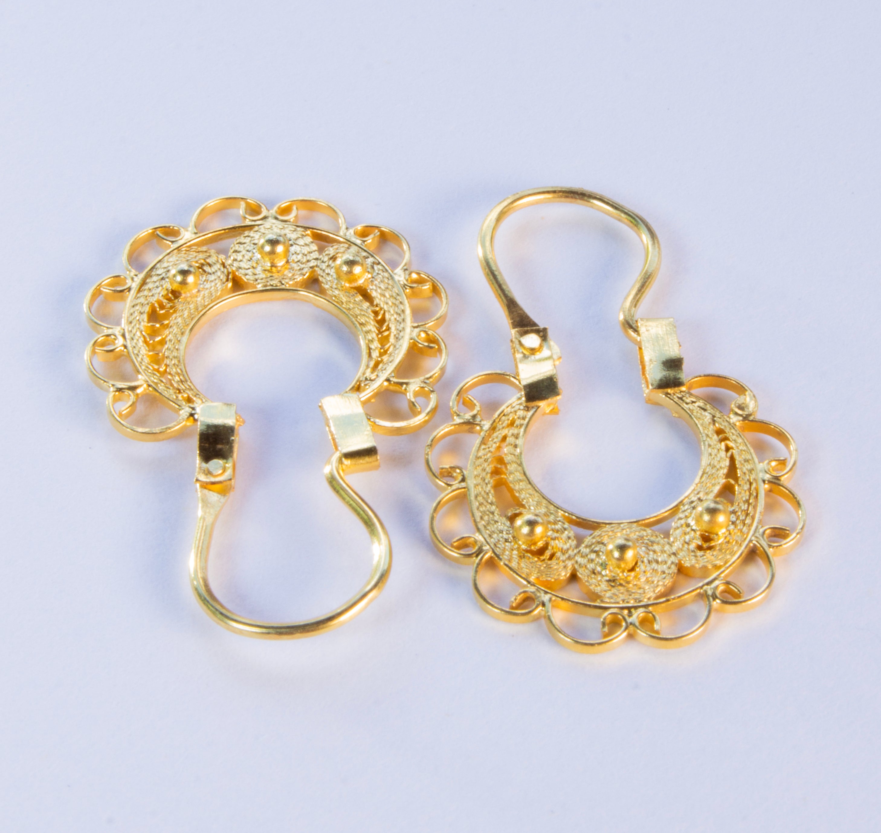 Aretes en Oro Amarillo con Diseño Filigrana Tradicional